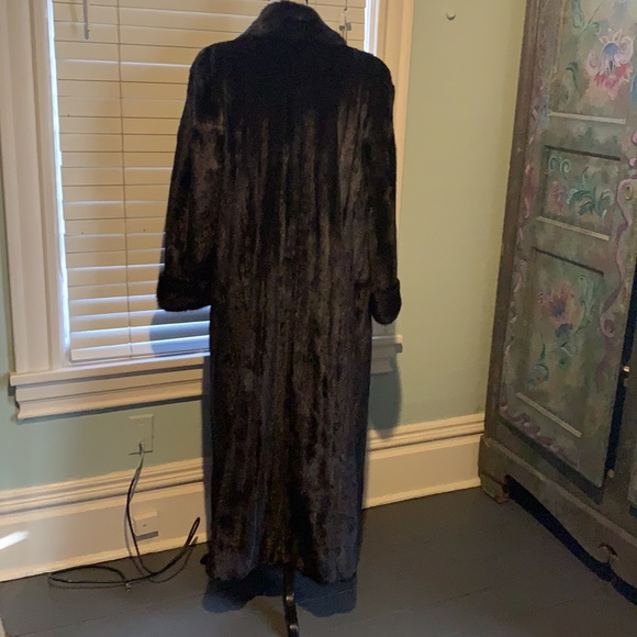 Full length vintage mink coat by Maximilian AltaModa at Bloomingdales - Picture 5 of 16